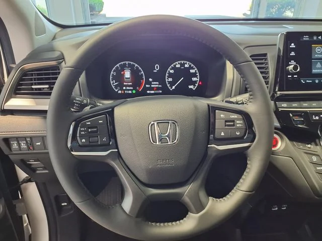 2026 Honda Odyssey EX-L - Photo 8