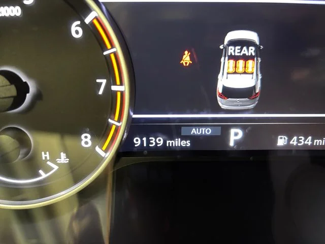 Used 2025 Gray Nissan S image 18