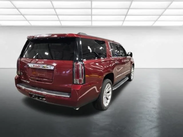 Used 2016 Red GMC Denali image 5