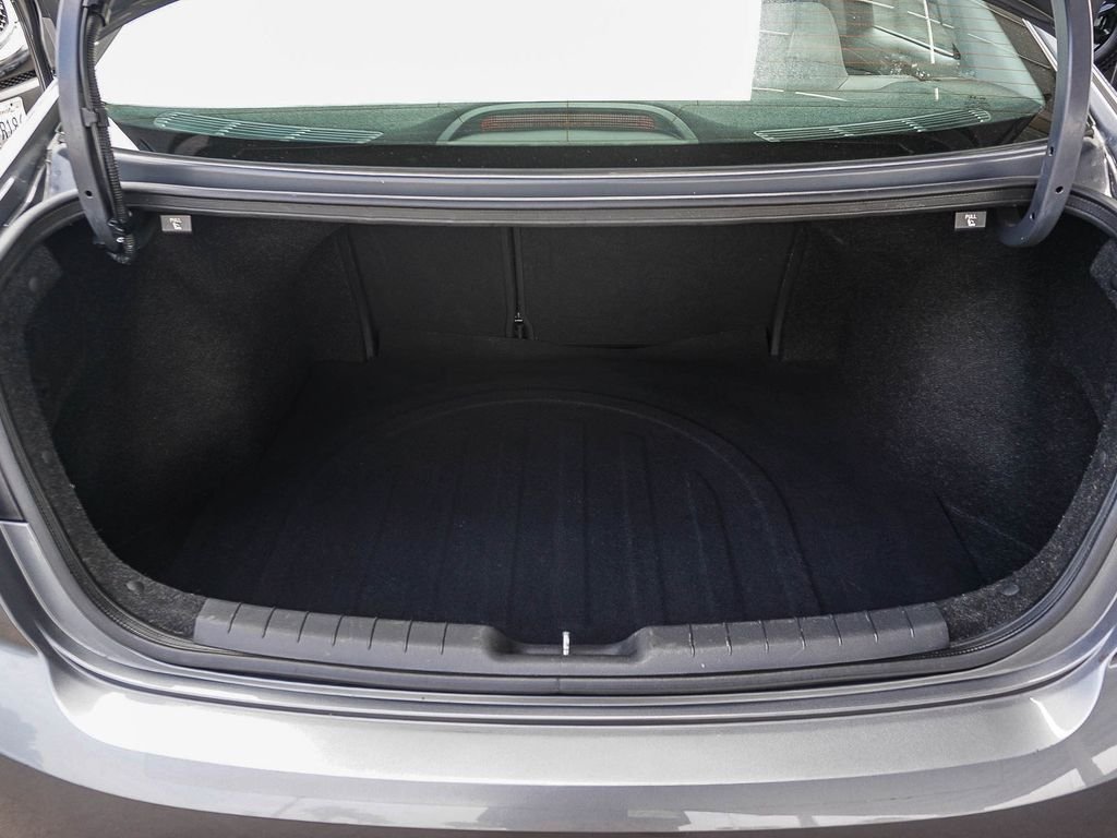 Used 2020 Gray Hyundai SEL image 25