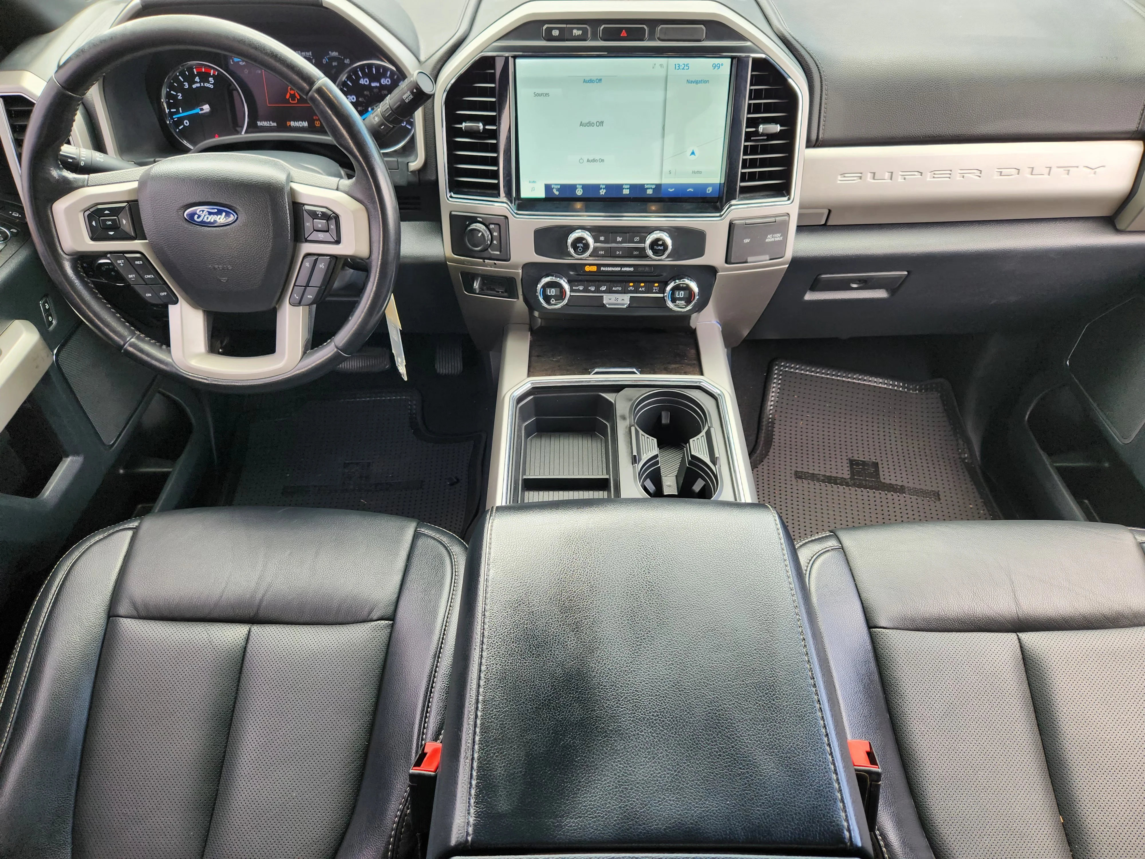 Used 2022  Ford XL image 24