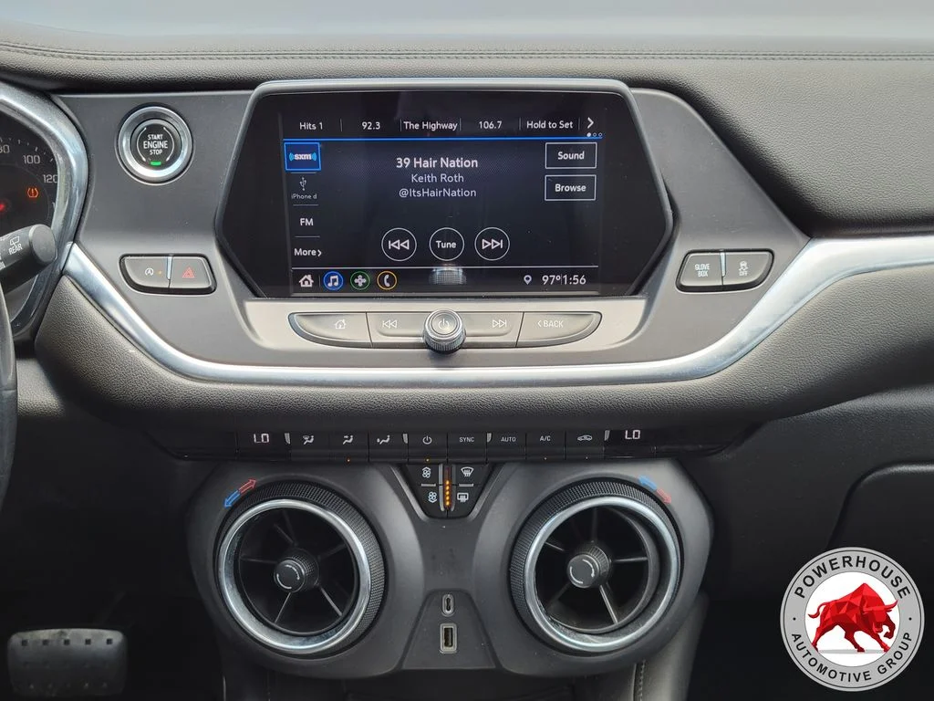 Used 2020 White Chevrolet LT image 21