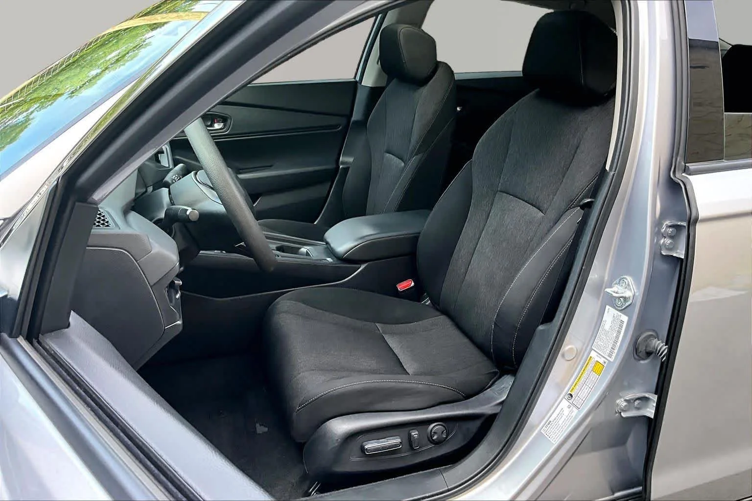 Used 2024 Solar Silver Metallic Honda EX image 8