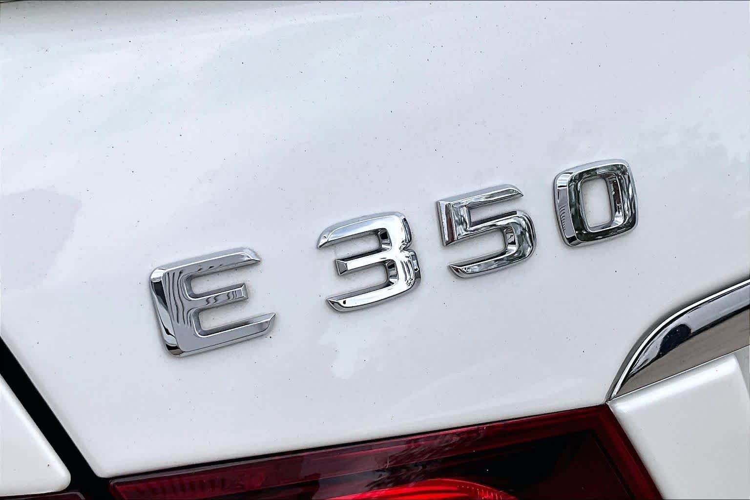 Used 2014 Diamond White Metallic Mercedes-Benz E 350 image 31