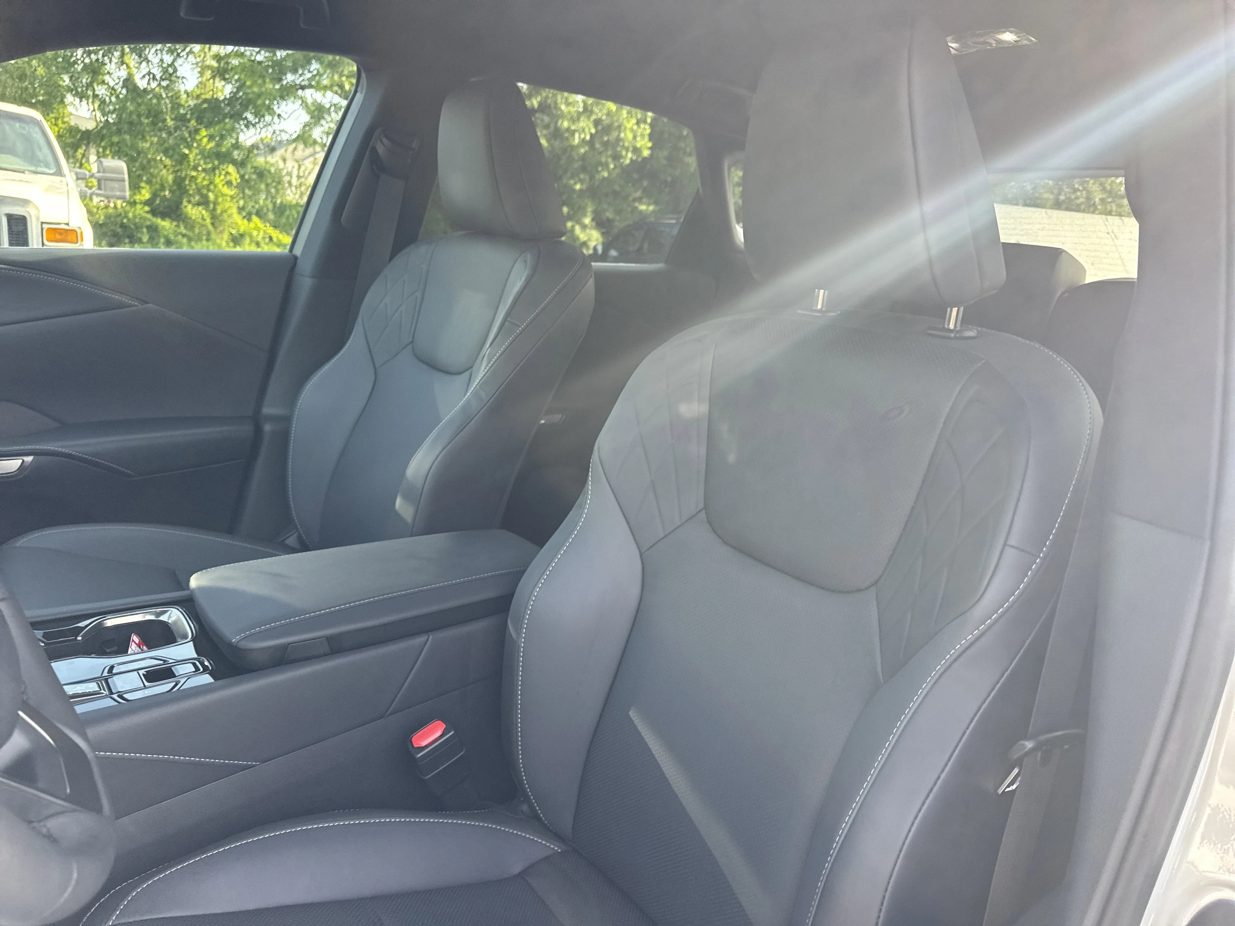 Used 2025  Lexus  image 14