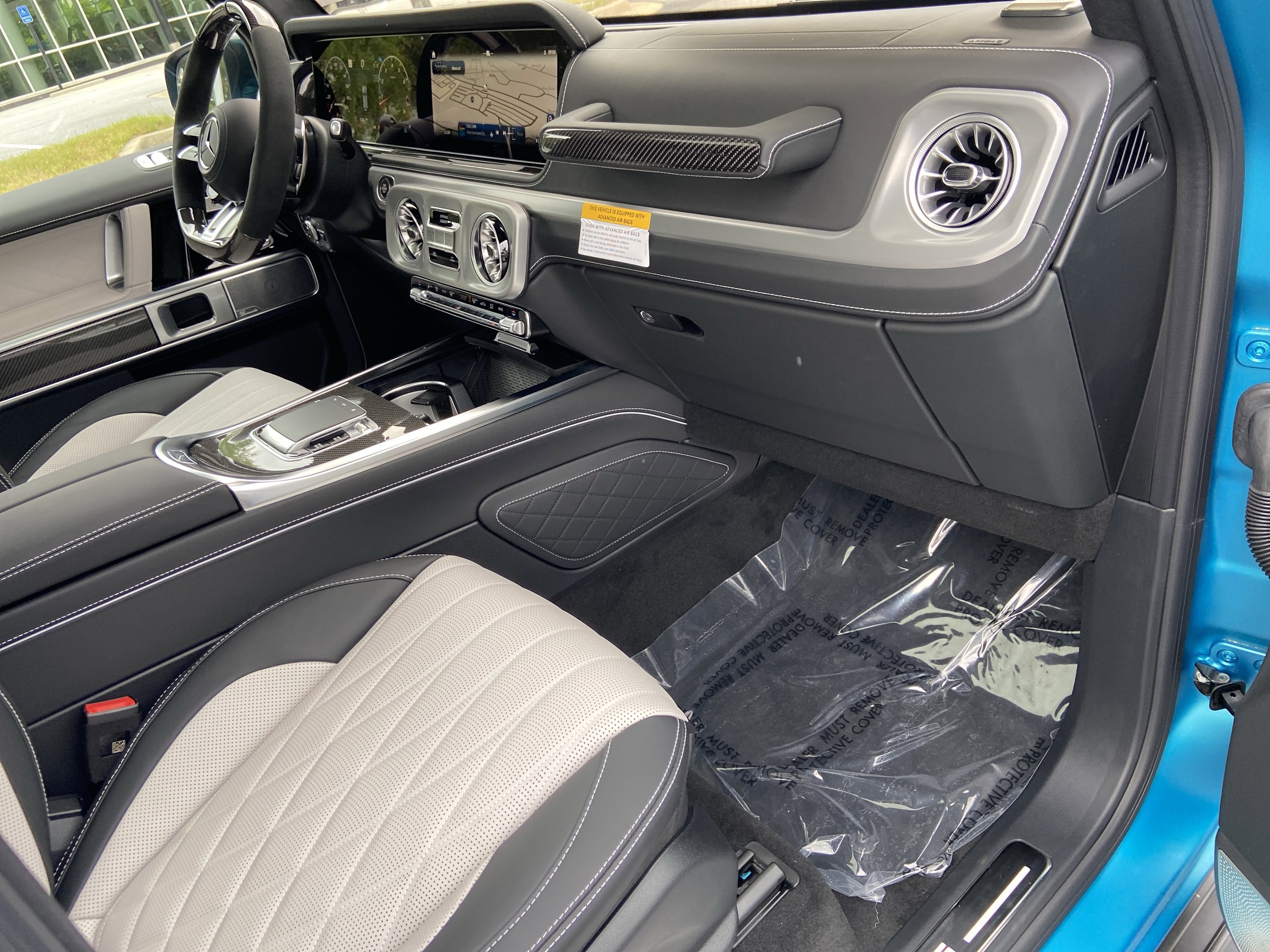 New 2026 MANUFAKTUR hyper blue magno Mercedes-Benz AMG® G 63 SUV image 42
