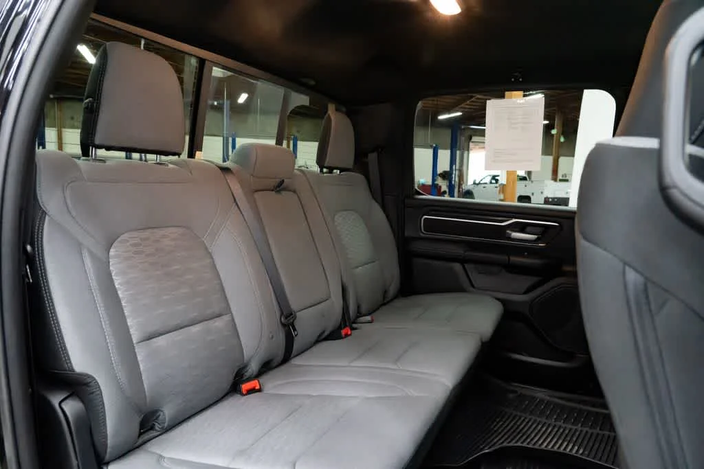 Used 2025 Diamond Black Crystal Pearlcoat Ram Big Horn image 28