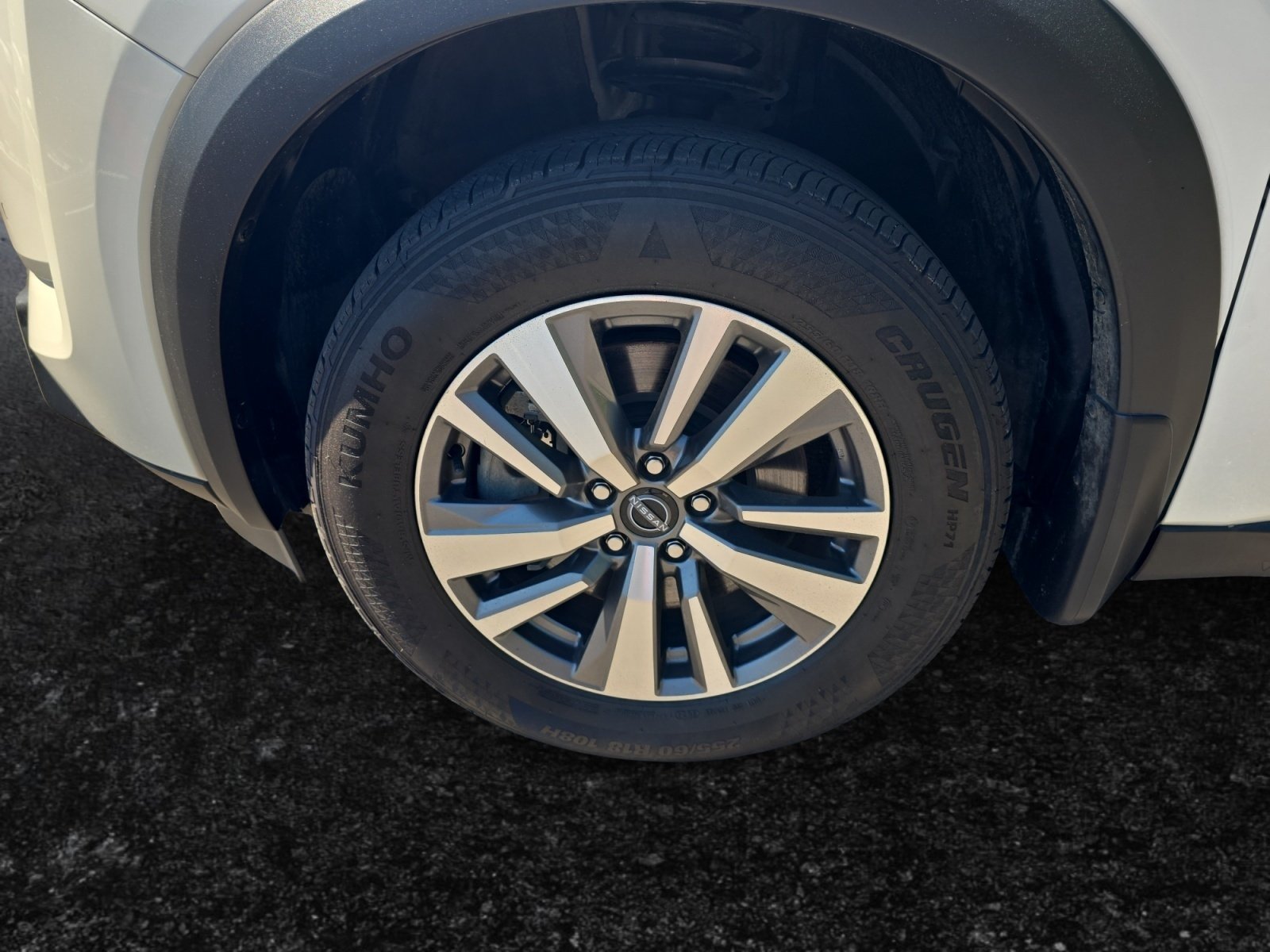 2024 Nissan Pathfinder SL - Photo 9