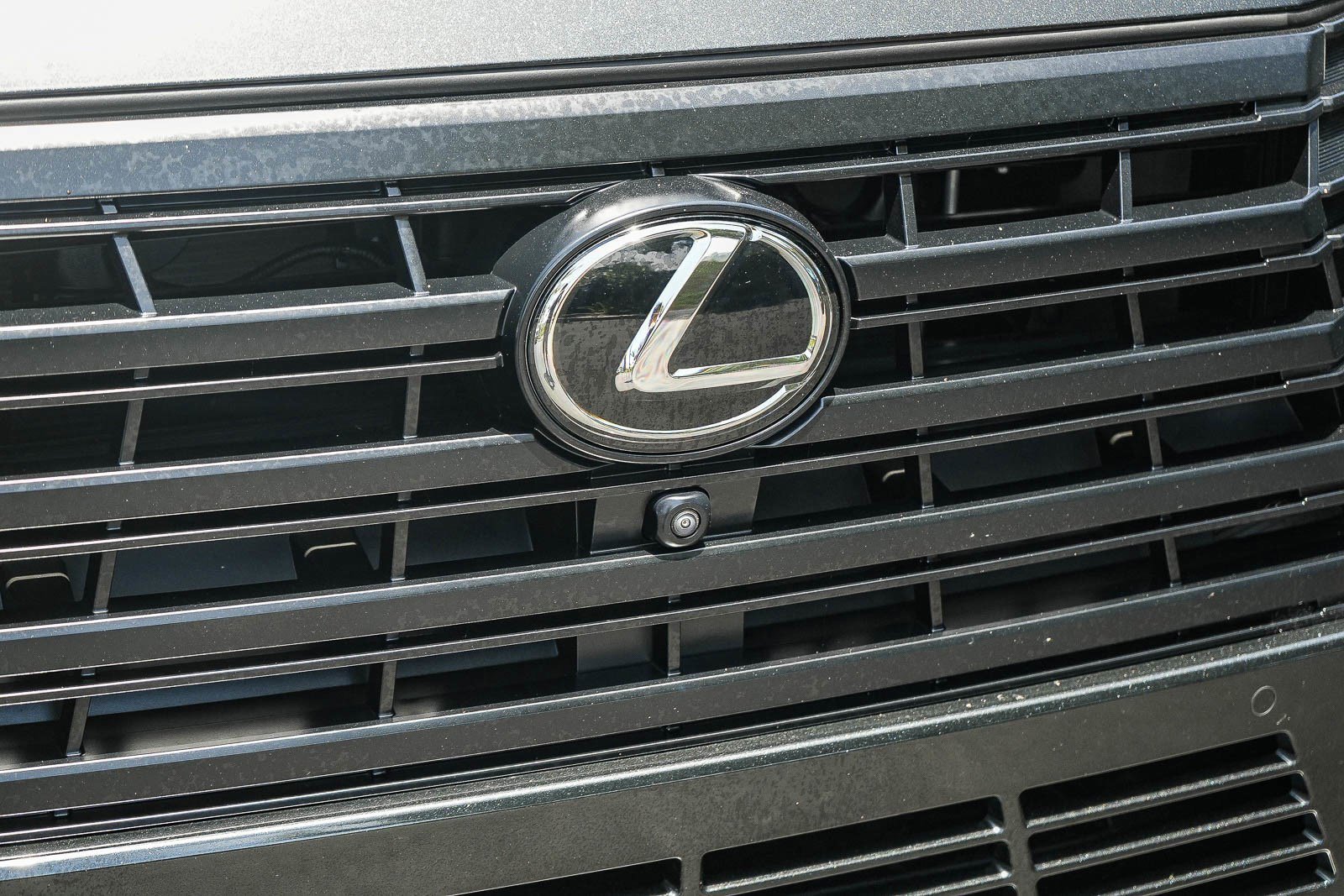 Certified Used 2025 Caviar Lexus 550 Overtrail+ image 9