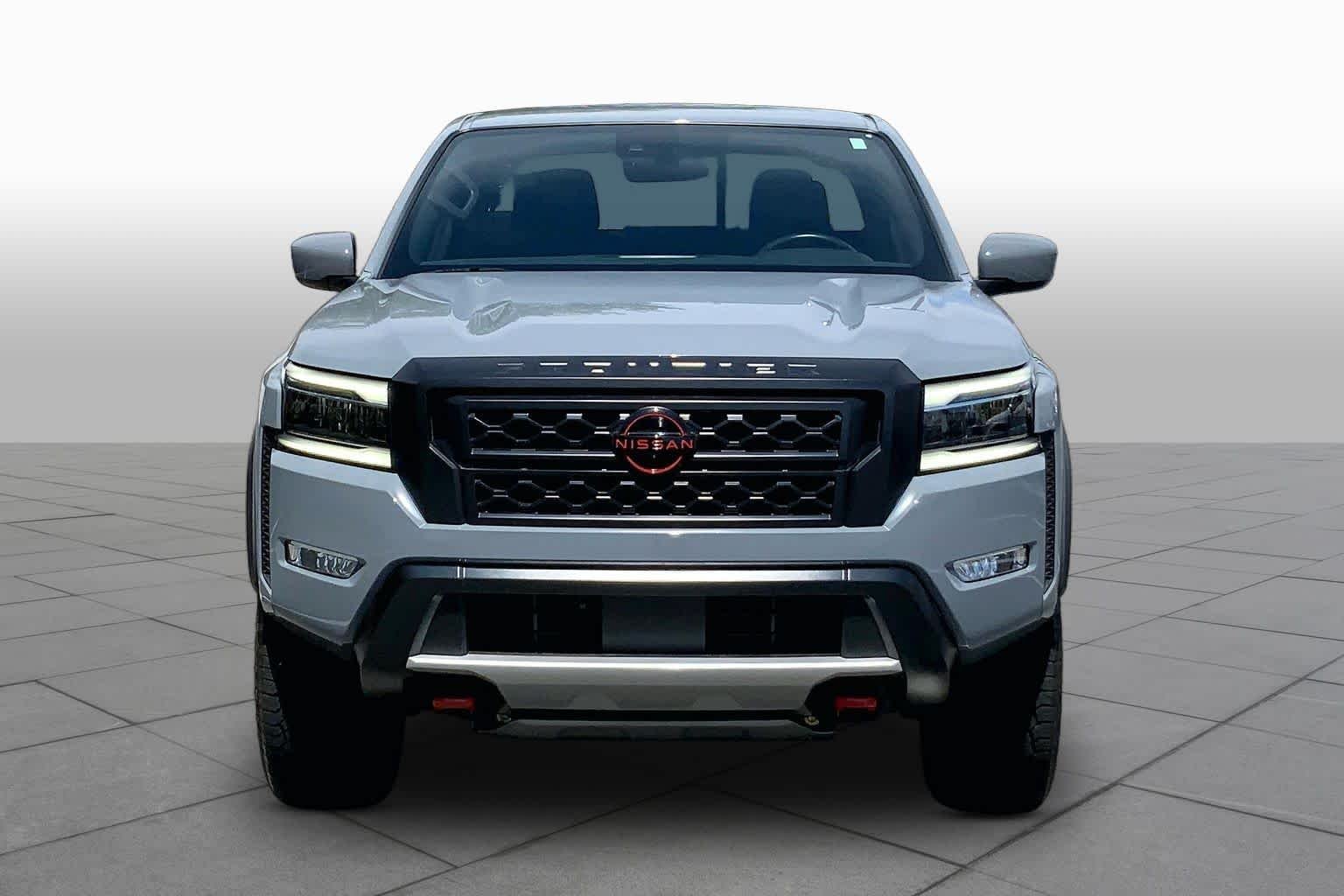 Used 2024 Boulder Gray Pearl Nissan PRO-4X image 4