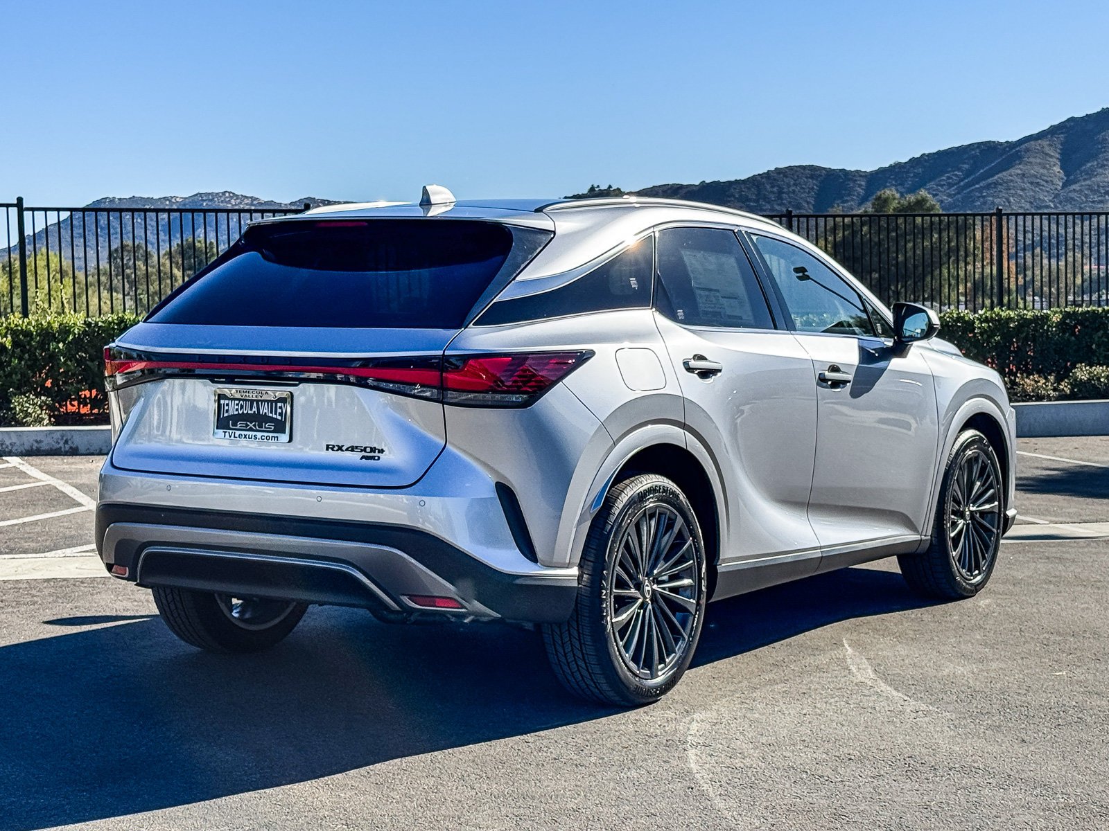 New 2026 Iridium Lexus RX 450h+ PREMIUM AWD image 7