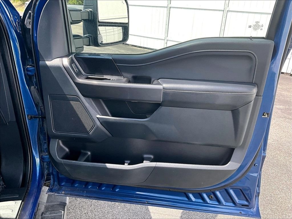 Used 2022 Blue Ford XLT image 12