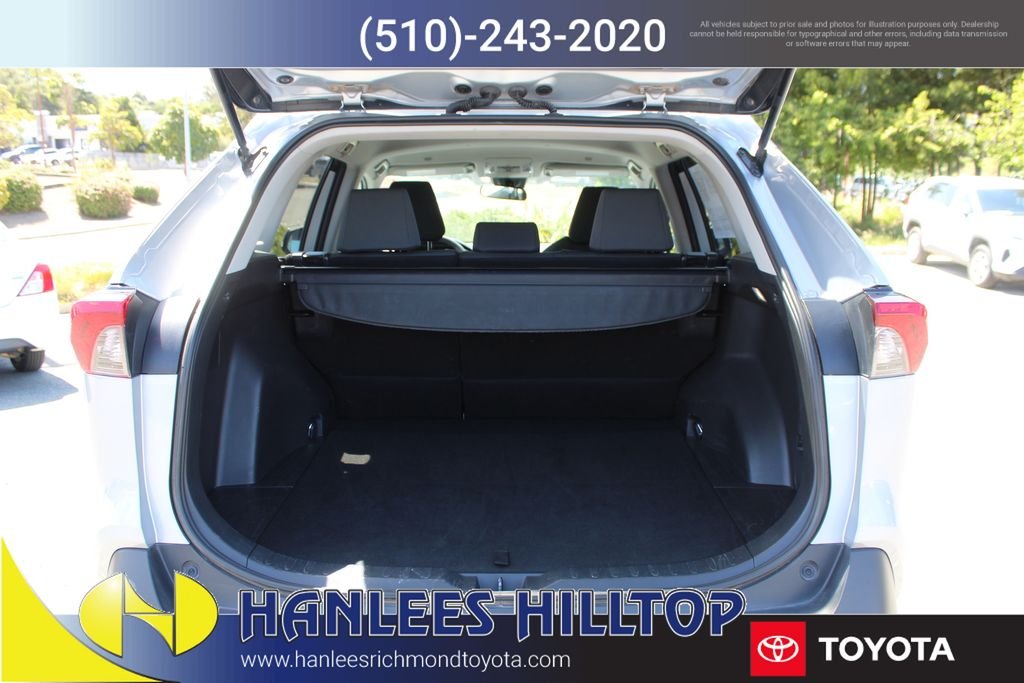 Used 2025 Silver Toyota XLE image 10