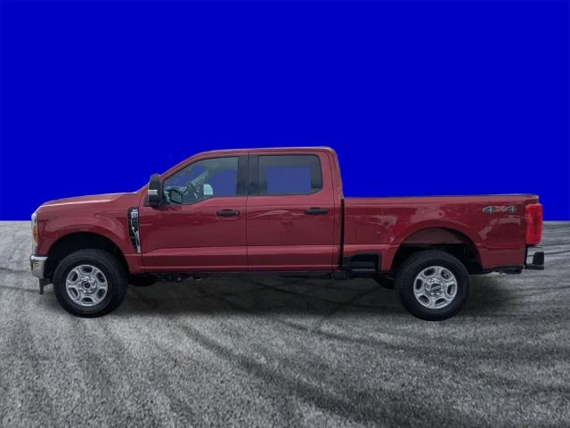 New 2027 Ruby Red Metallic Tinted Clearcoat Ford F-250® XLT image 7