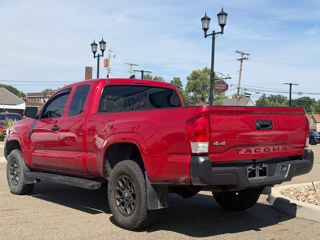 Used 2016 Red Toyota SR image 3