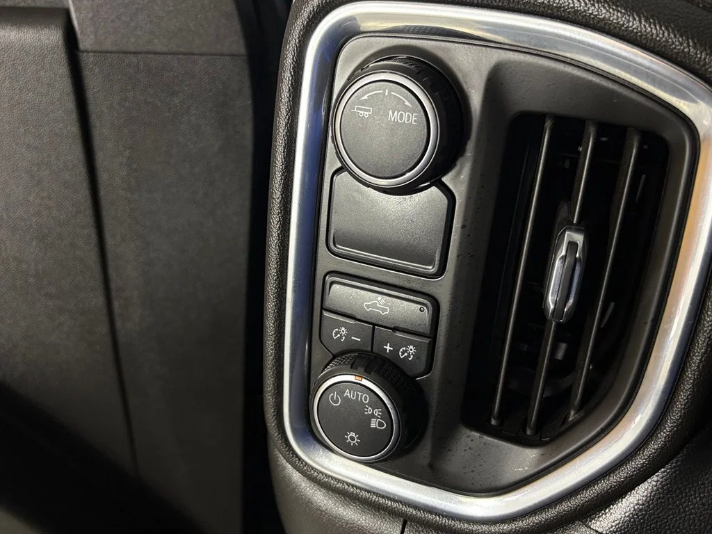 Used 2021 Blue Chevrolet LT image 26