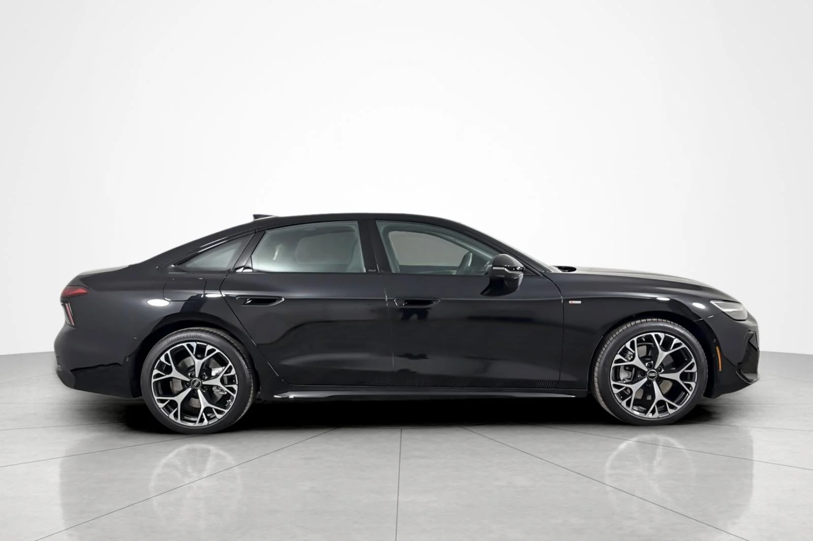 2026 Audi A6 Premium Plus - Photo 7