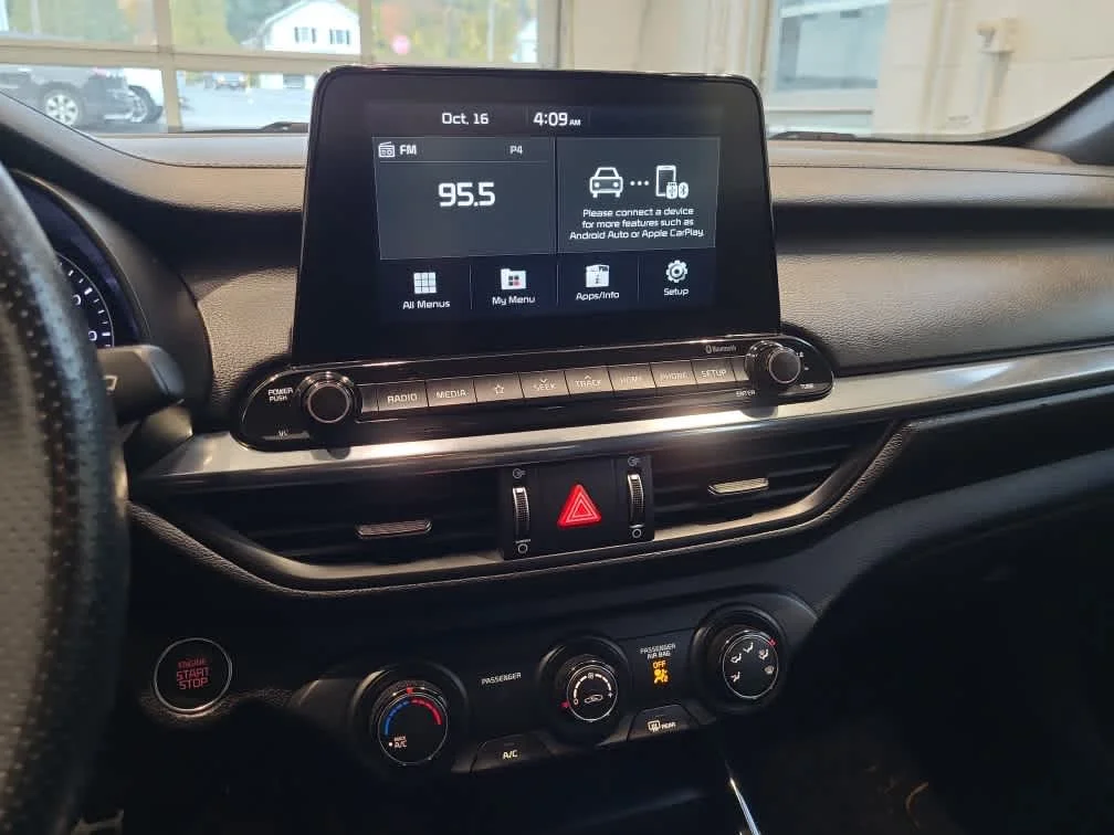 Used 2021 Snow White Pearl Kia GT-Line image 13