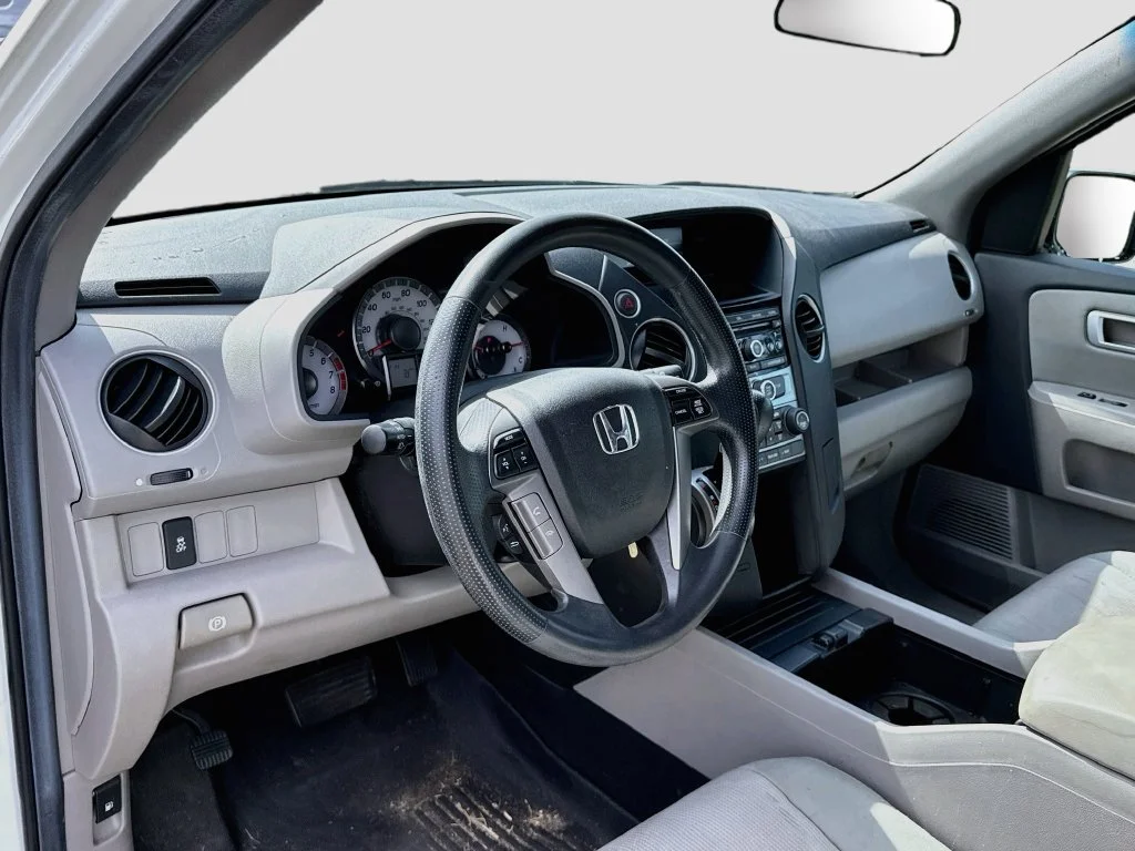 Used 2012 Taffeta White Honda EX image 11