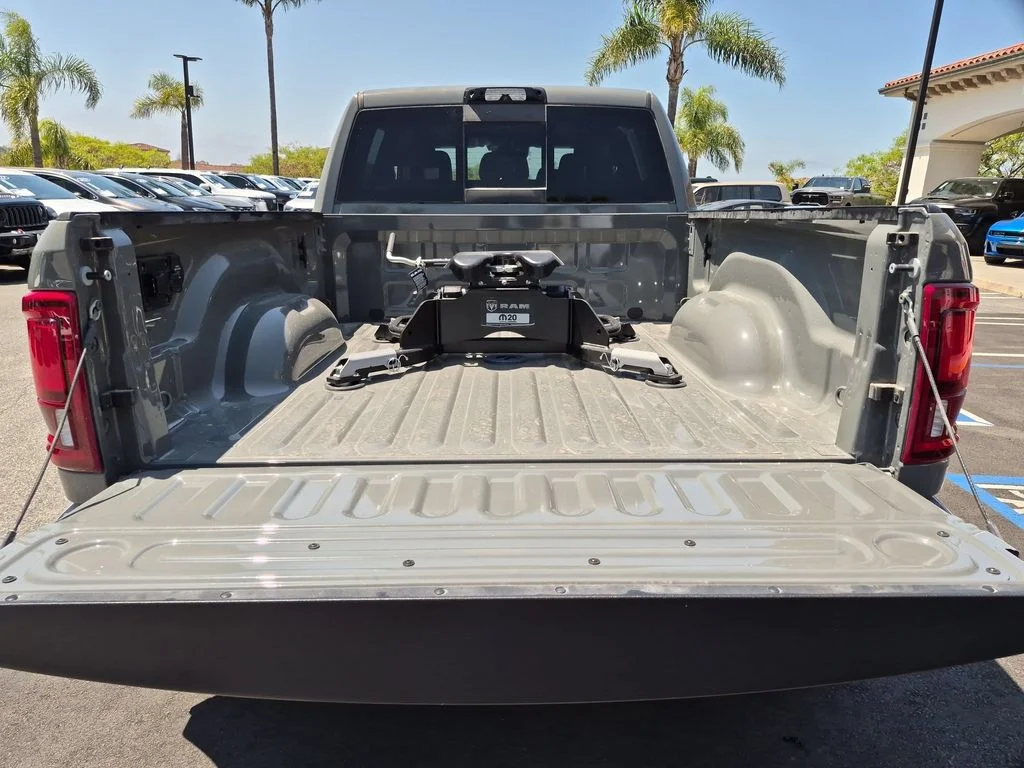 New 2026 Ceramic Gray Clear-Coat Exterior Paint RAM Laramie image 24