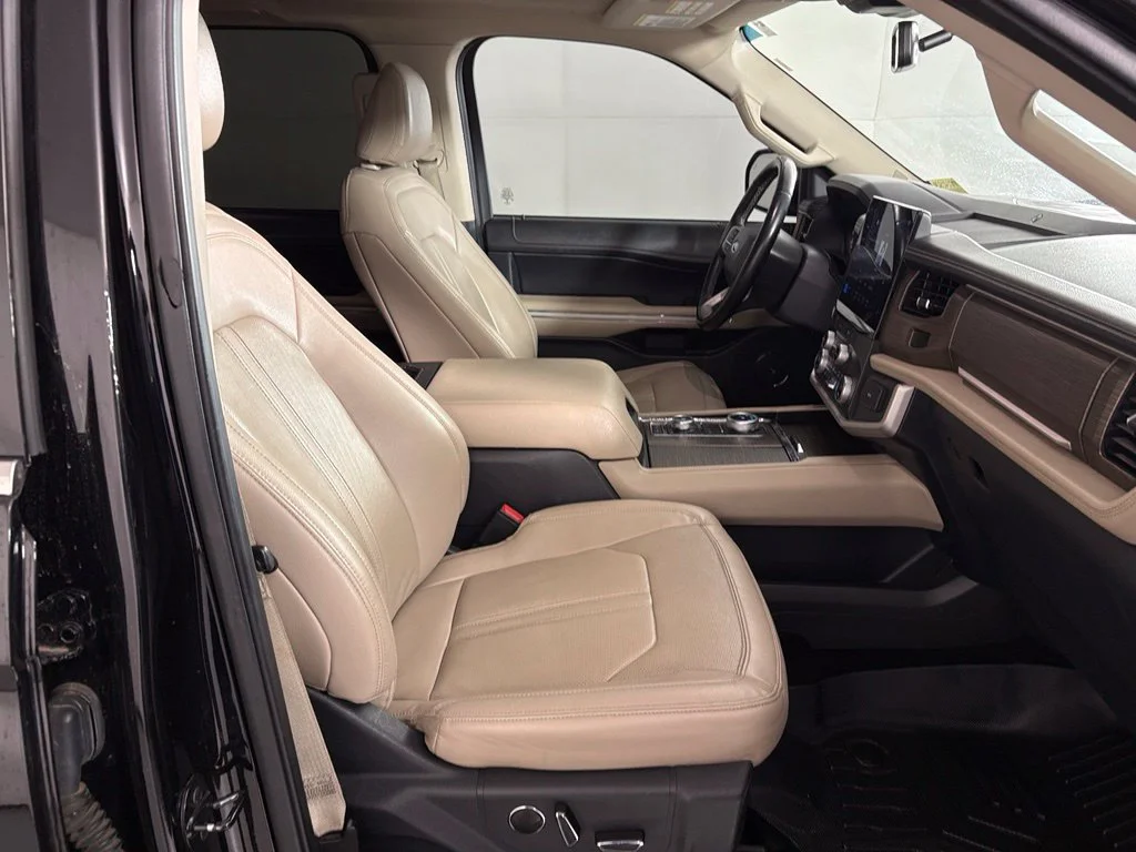 Used 2022 Black Ford Limited image 51