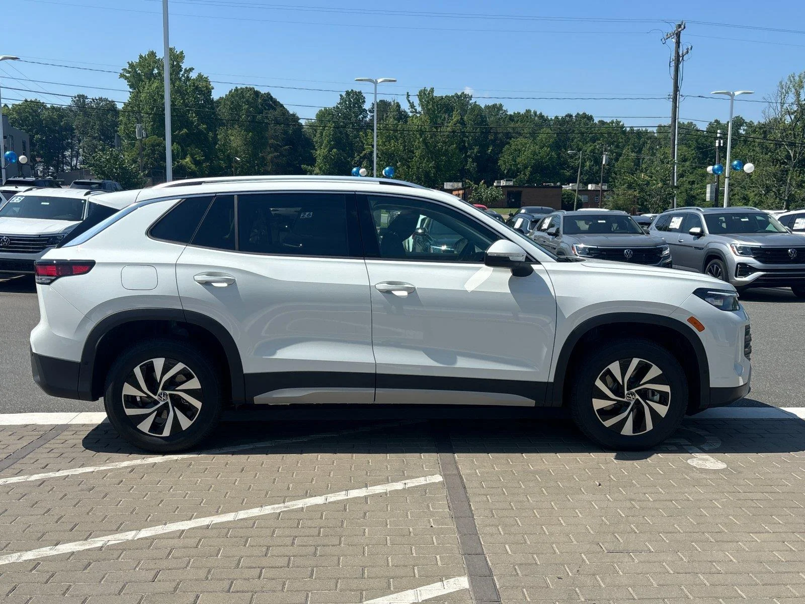 New 2026 Pure White Volkswagen S image 6