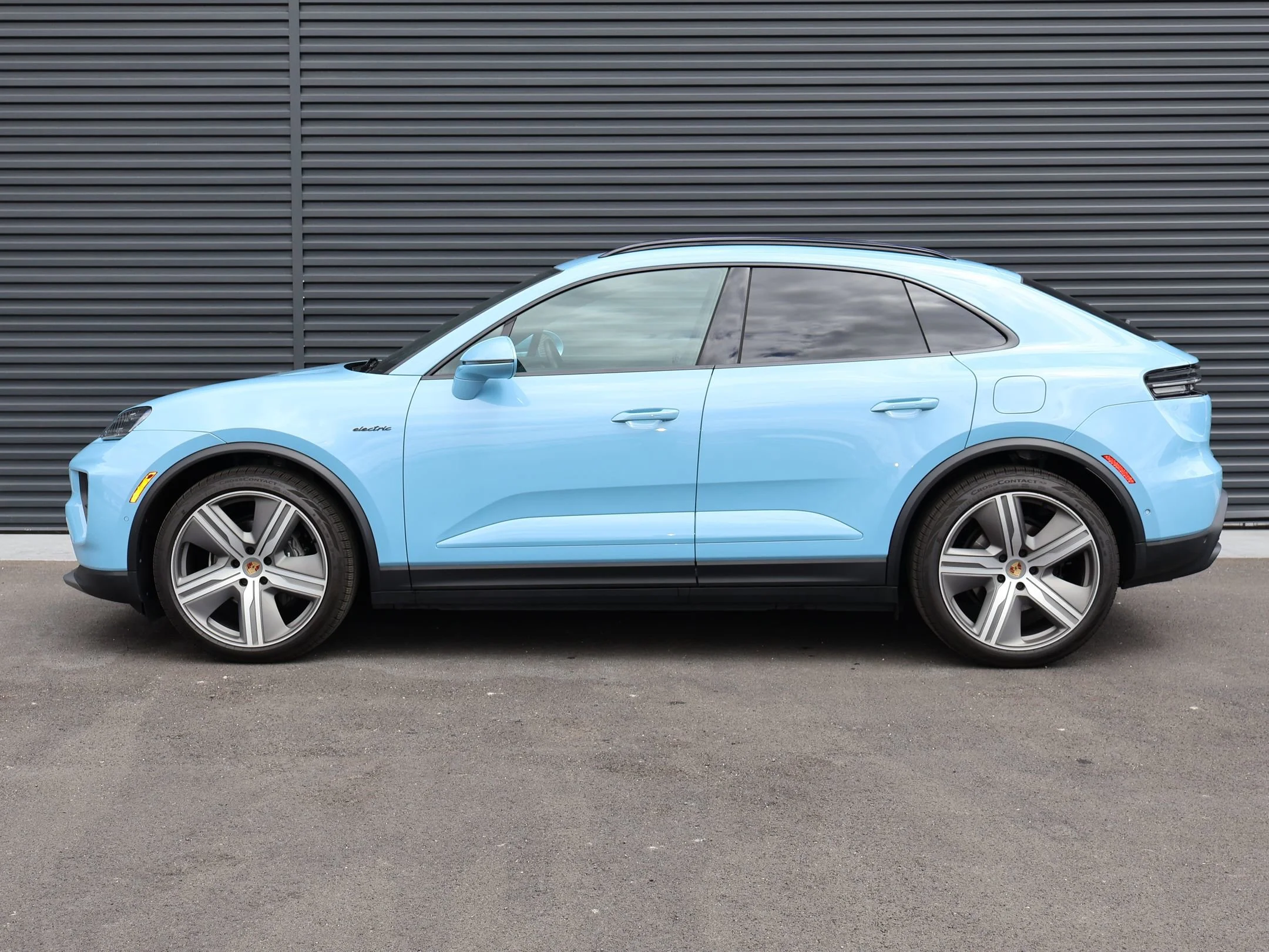 Certified 2025 Porsche Macan Base with VIN WP1AA2XA6SL001534 for sale in Lehi, UT