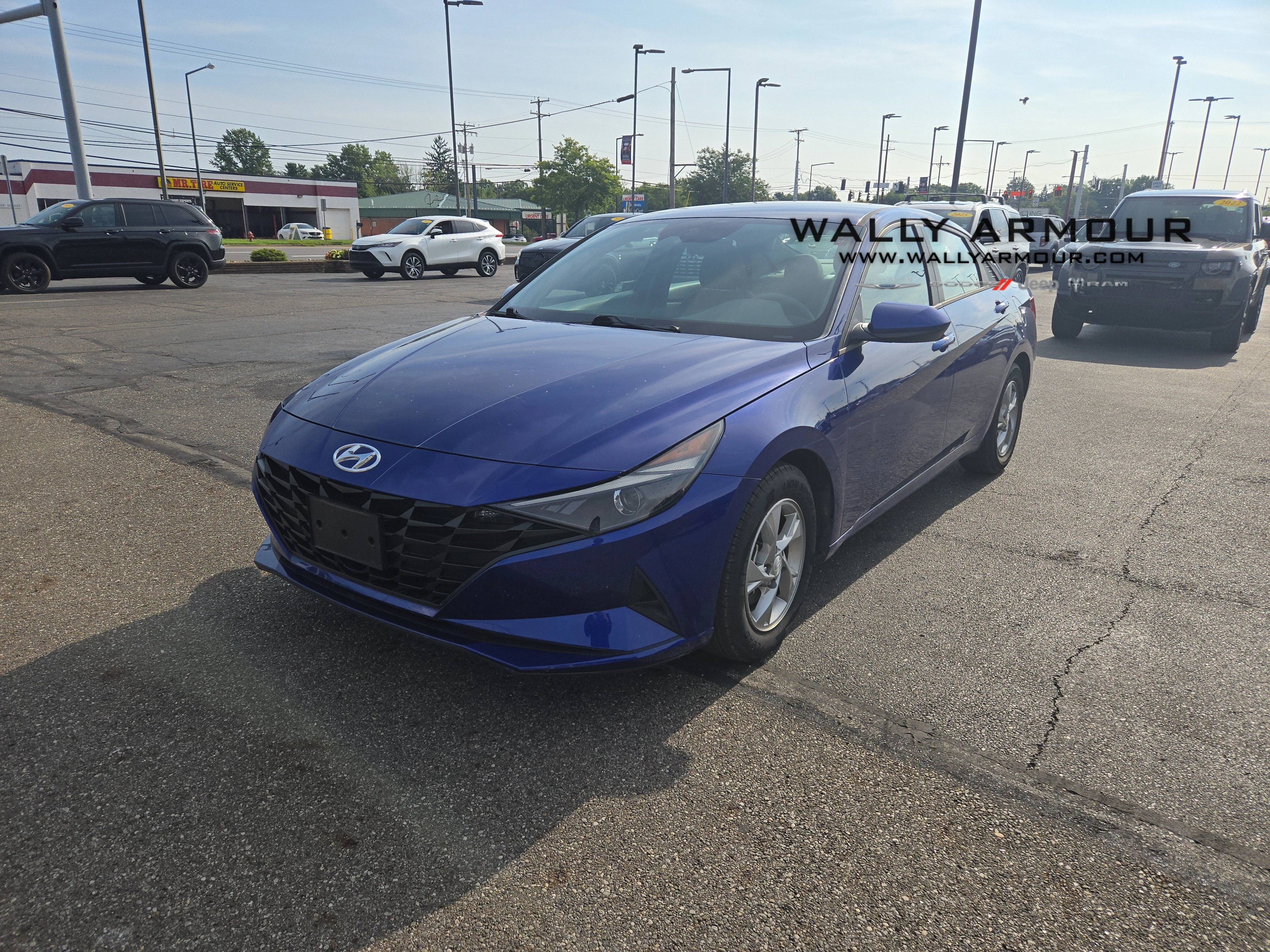 Used 2021 Intense Blue Hyundai SE image 1