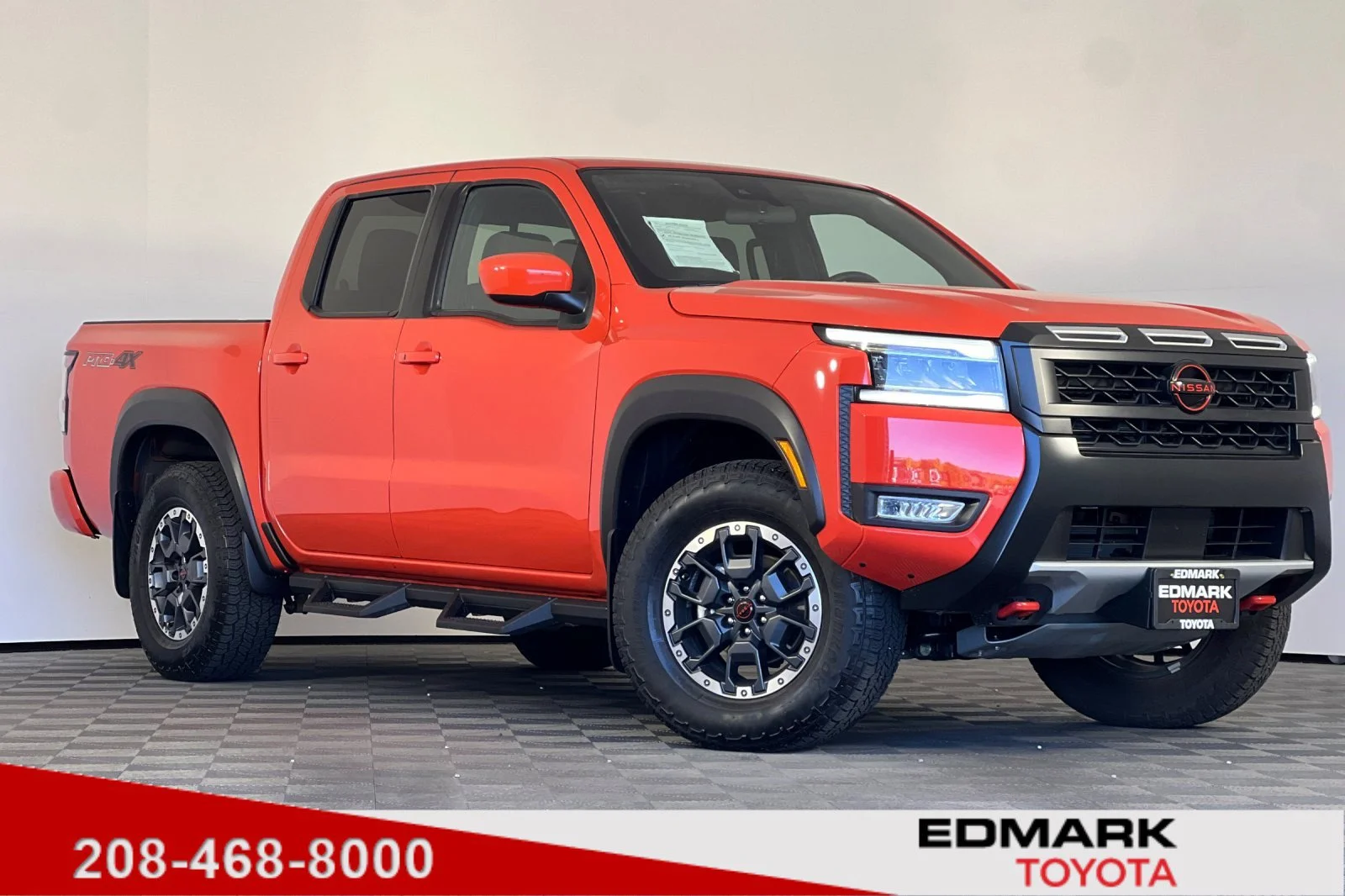 2025 Nissan Frontier PRO-4X Crew Cab 4X4's photo