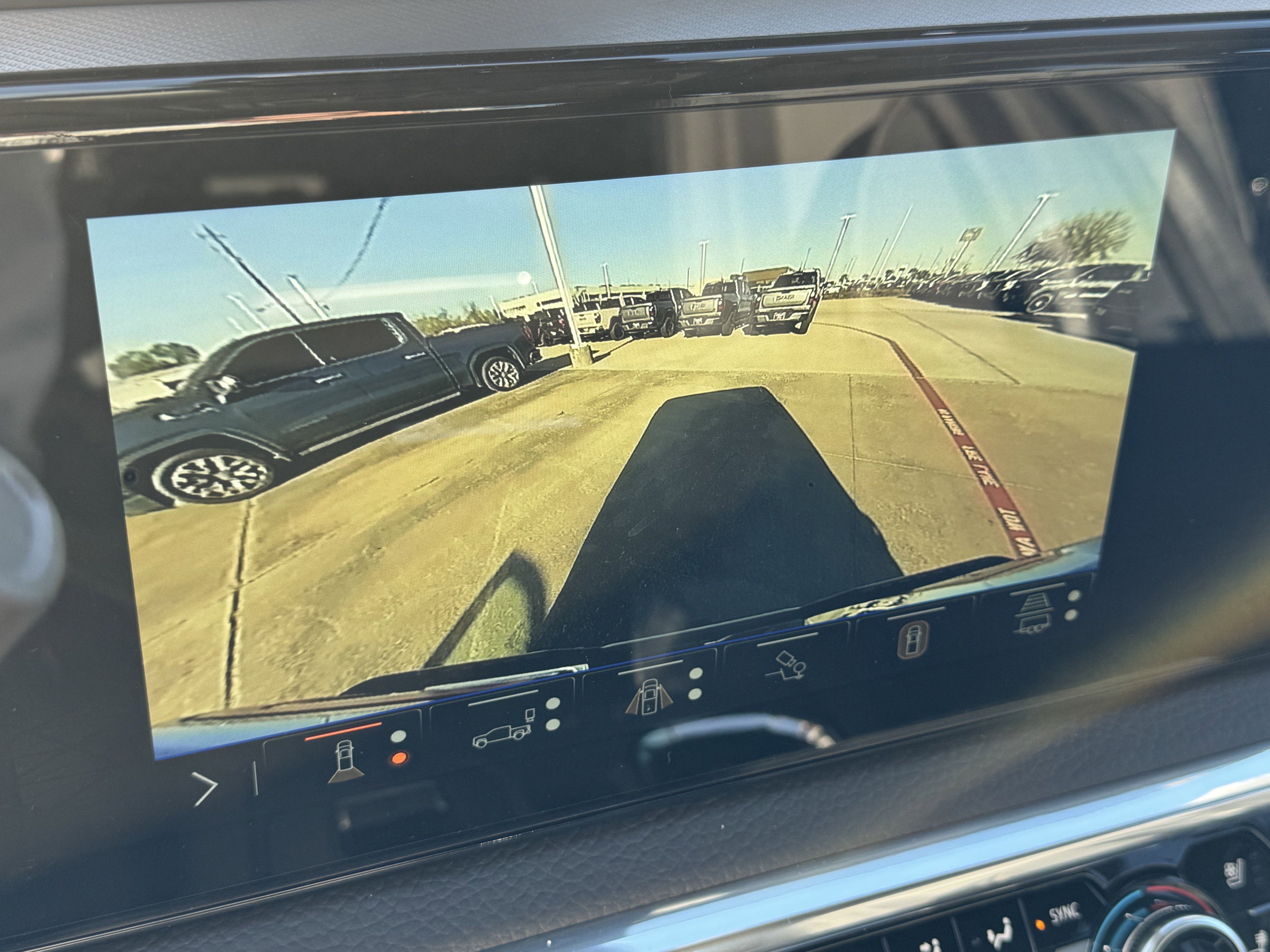 2026 GMC Sierra 2500HD Denali - Photo 17