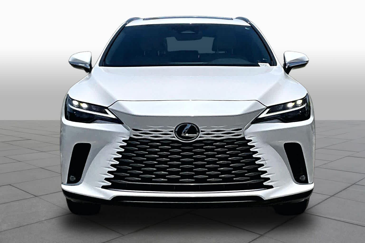 Used 2024 Eminent White Pearl Lexus Premium image 4