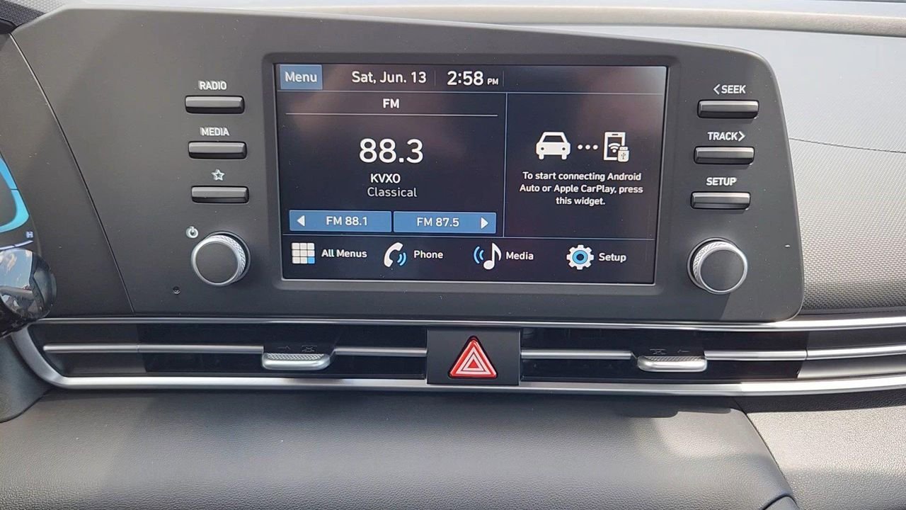 New 2026 Serenity White Hyundai SE image 13