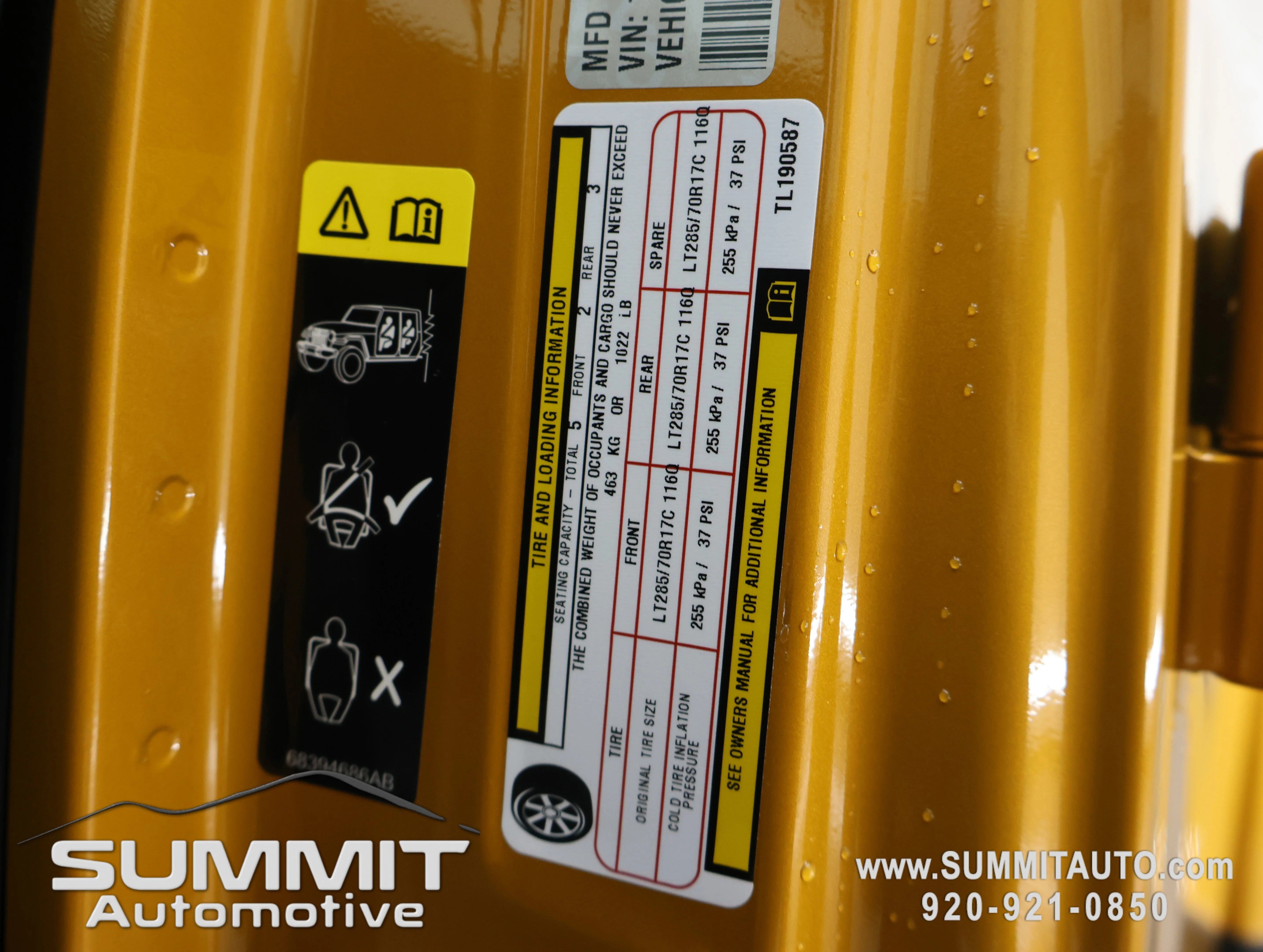 New 2026 Goldilocks Exterior Paint Jeep Mojave image 69