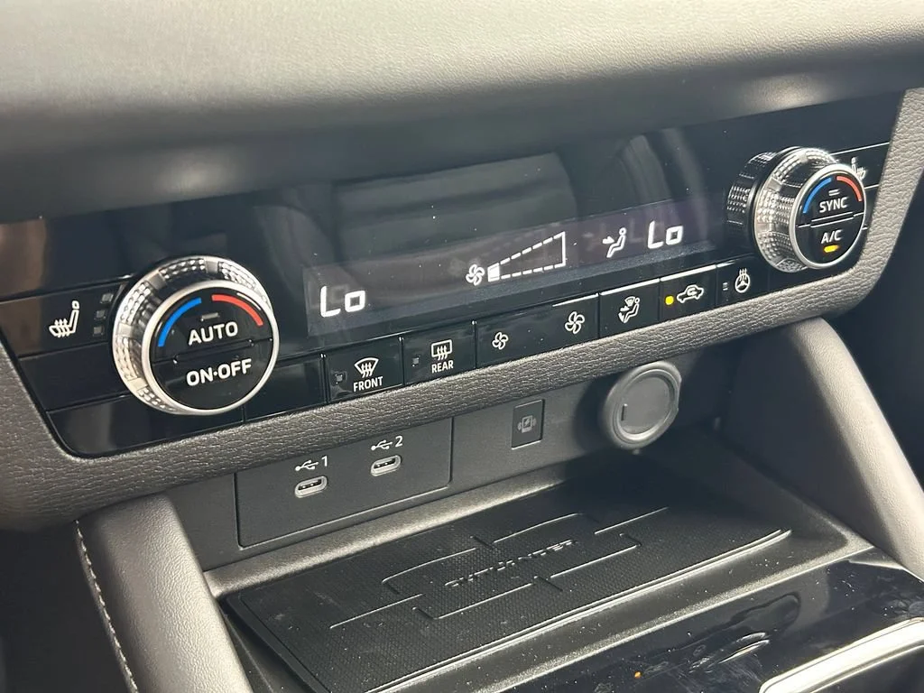 2026 Mitsubishi Outlander SE - Photo 36