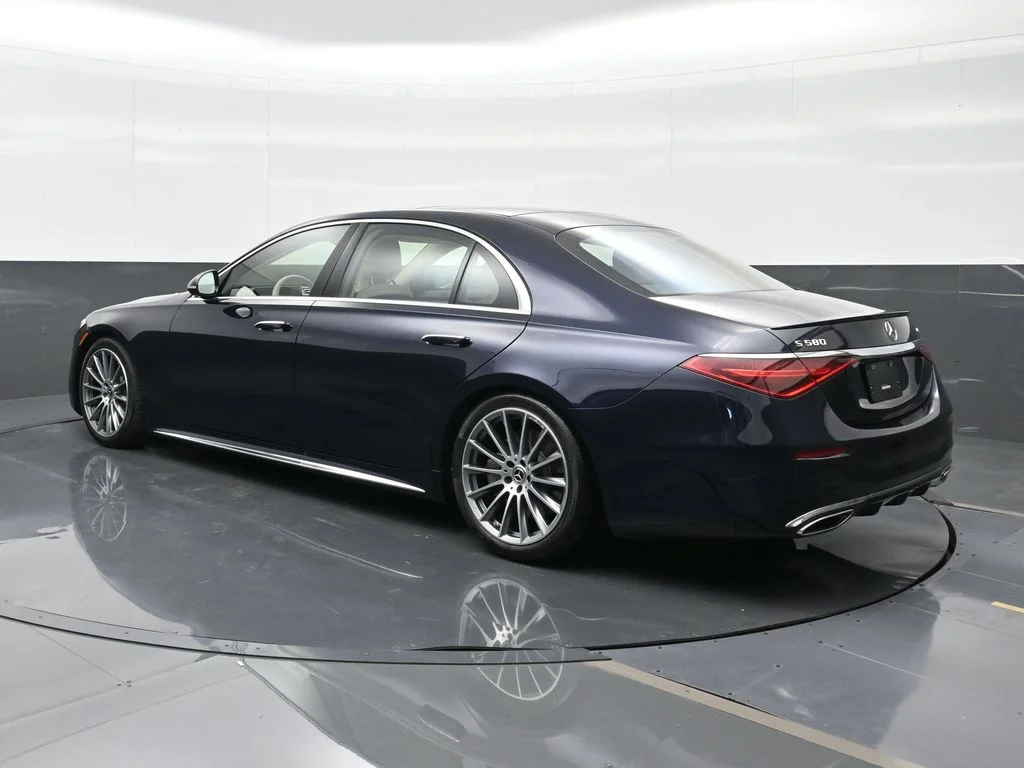 Used 2025 Blue Mercedes-Benz S 580 image 3