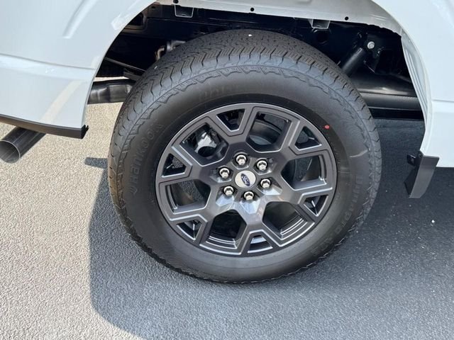 New 2026 Oxford White Ford STX image 4