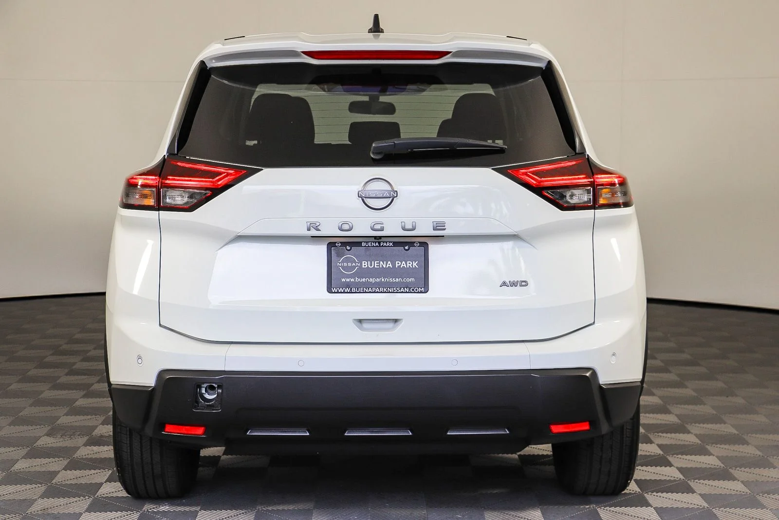 Used 2024 White Nissan S image 7