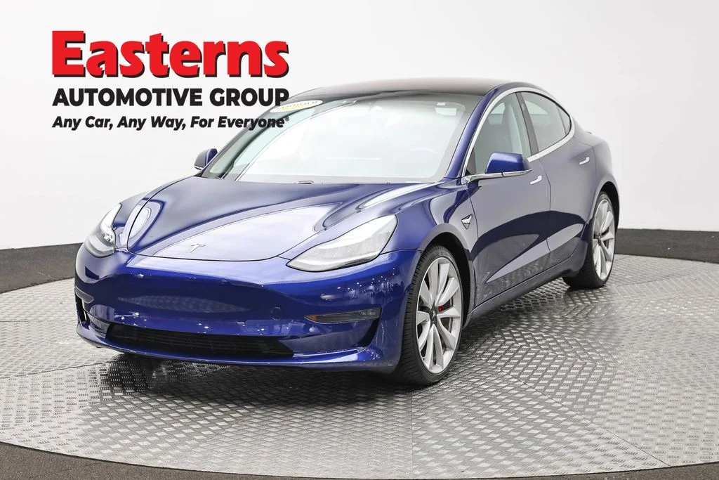 Used 2018 Blue Tesla Long Range image 1