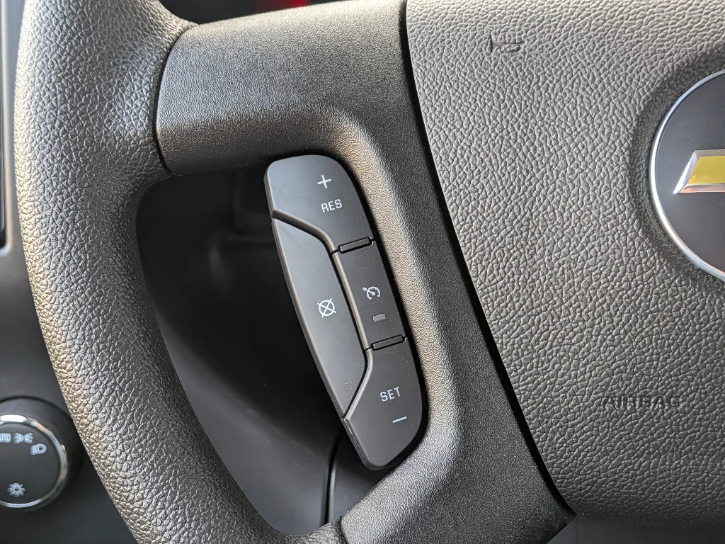 New 2026 Summit White Chevrolet Work Van image 14
