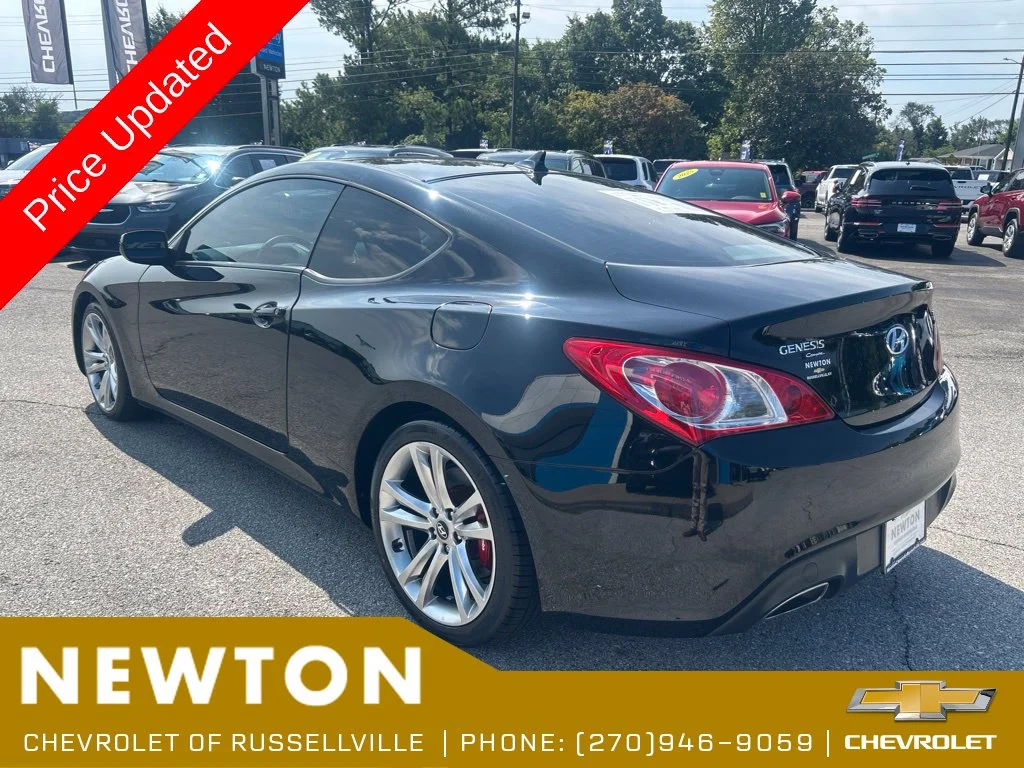 Used 2012 Black Hyundai 3.8 R-Spec image 28
