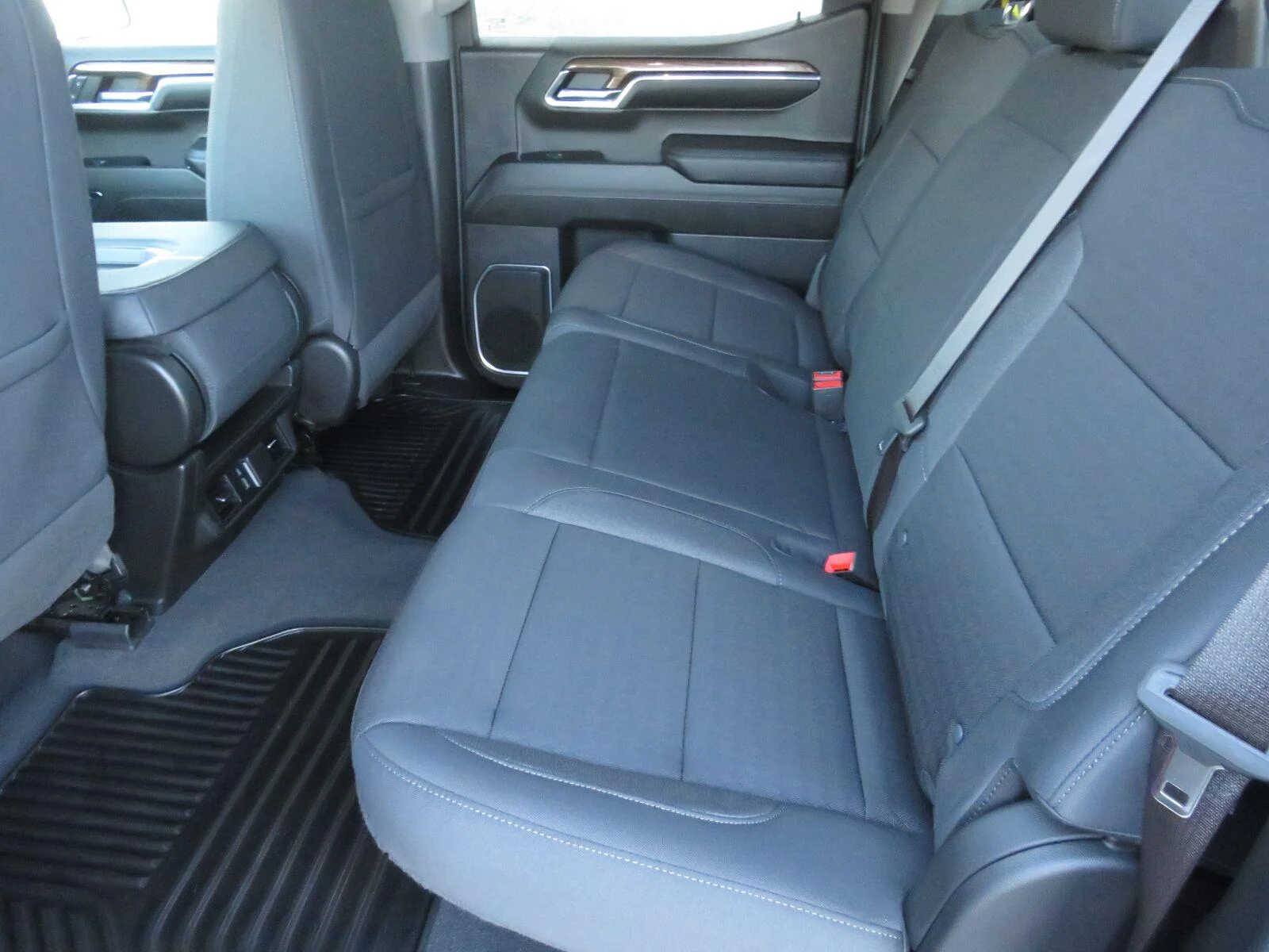 Used 2024 Radiant Red Tintcoat Chevrolet RST image 18