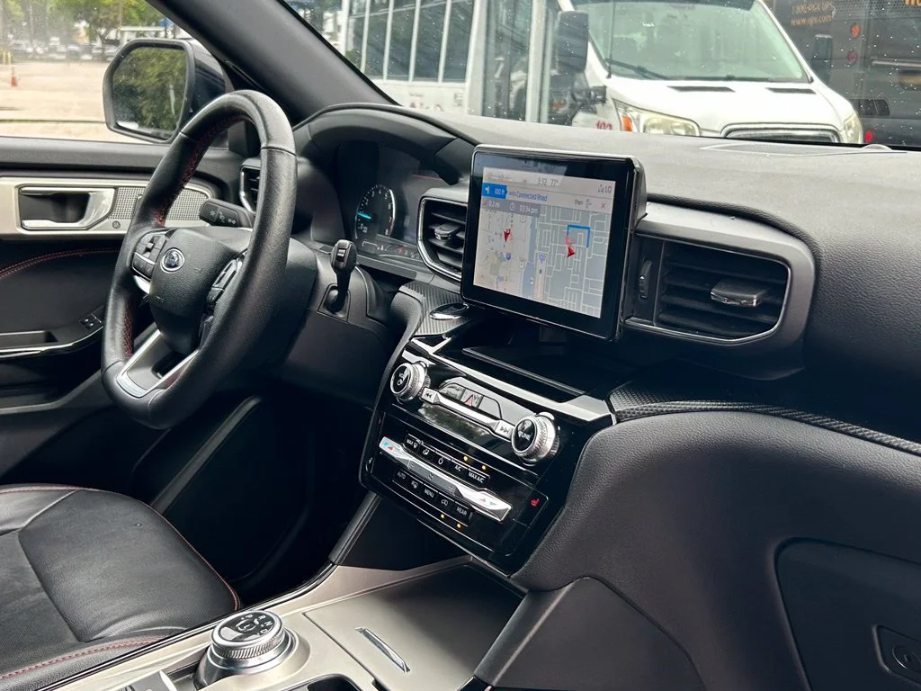 Used 2024 Black Metallic Ford ST-Line image 24