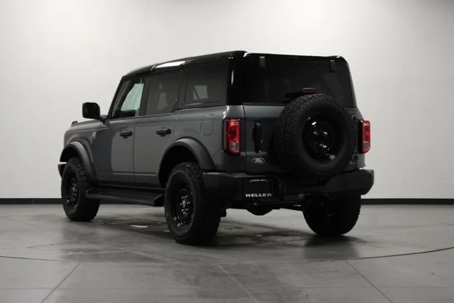 New 2026 Carbonized Gray Metallic Ford Big Bend® image 29