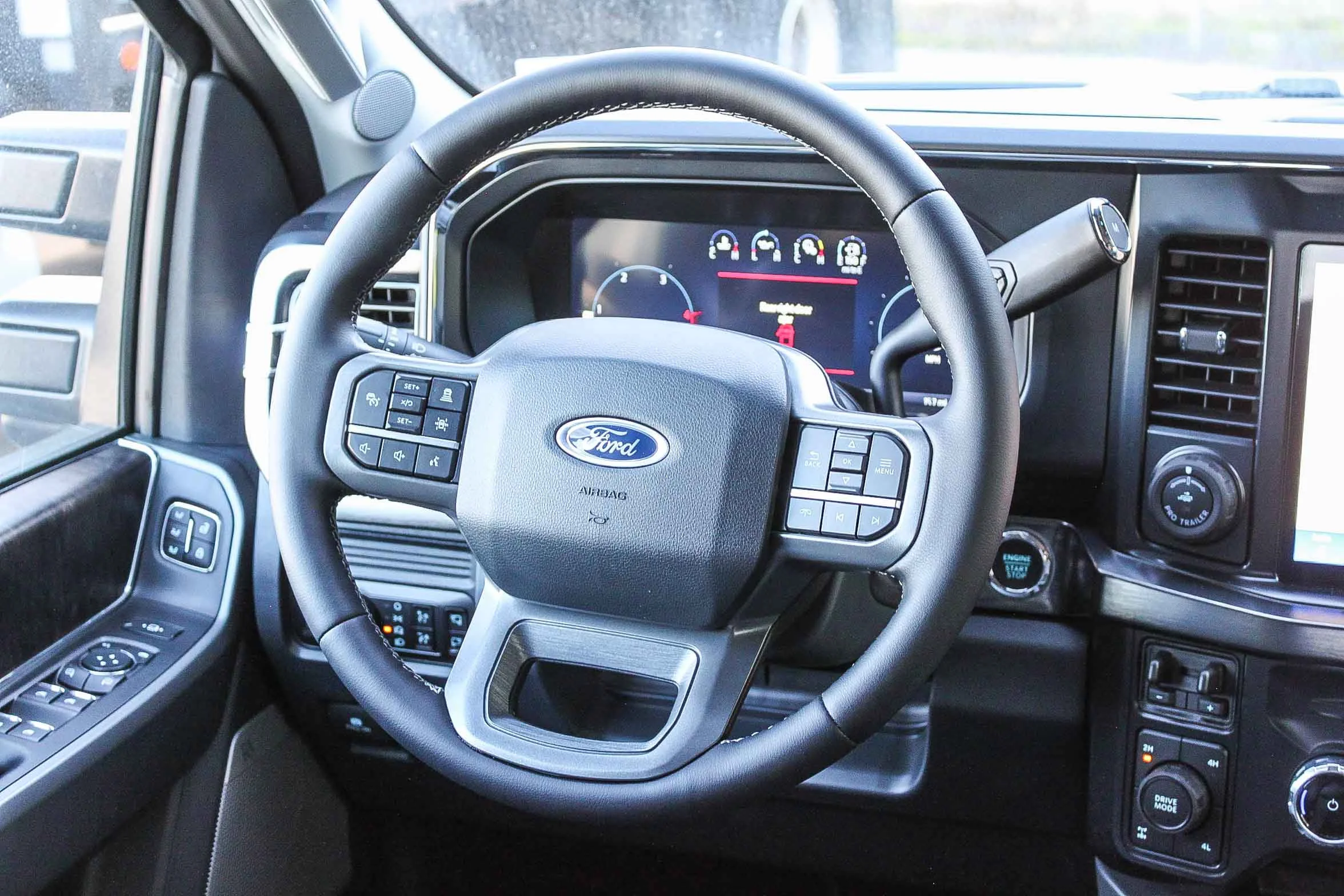 2026 Ford F-350 Super Duty Lariat - Photo 18