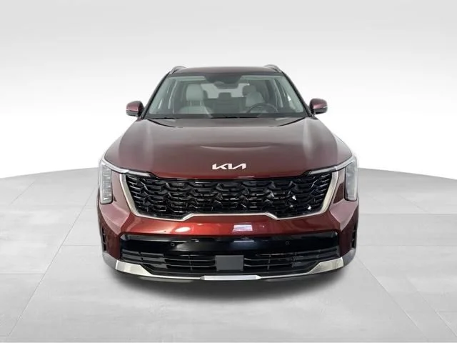 Used 2024 Red Kia S image 3