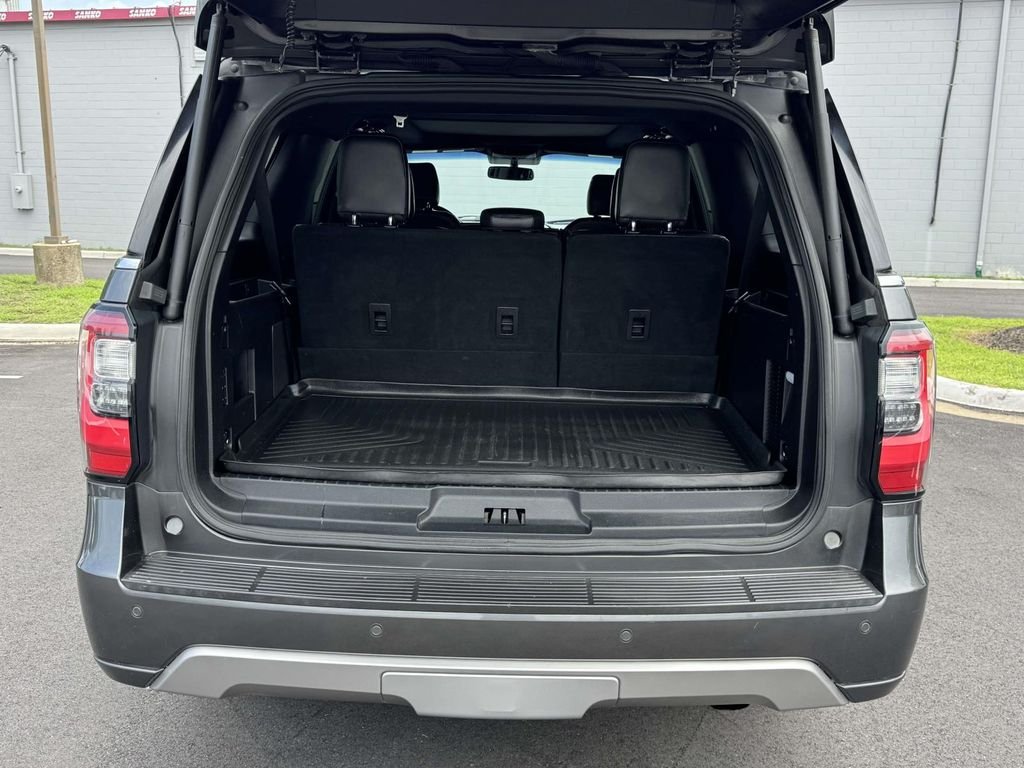 Used 2018 Gray Ford Limited image 16