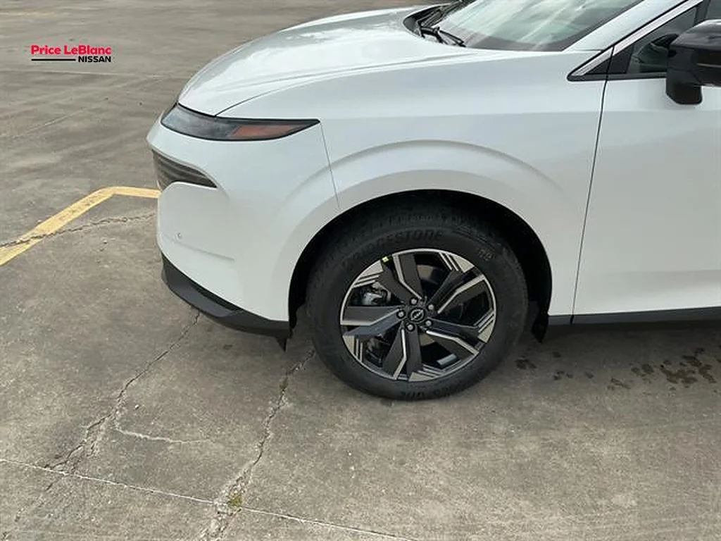 New 2026 Everest White Pearl Nissan SL image 4