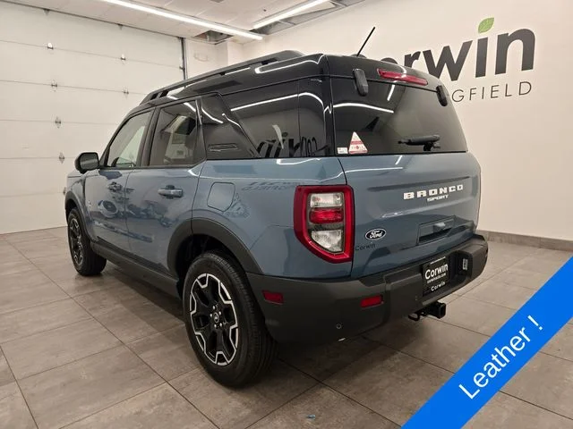 New 2026 Azure Gray Metallic Tri-Coat Ford Outer Banks® image 3