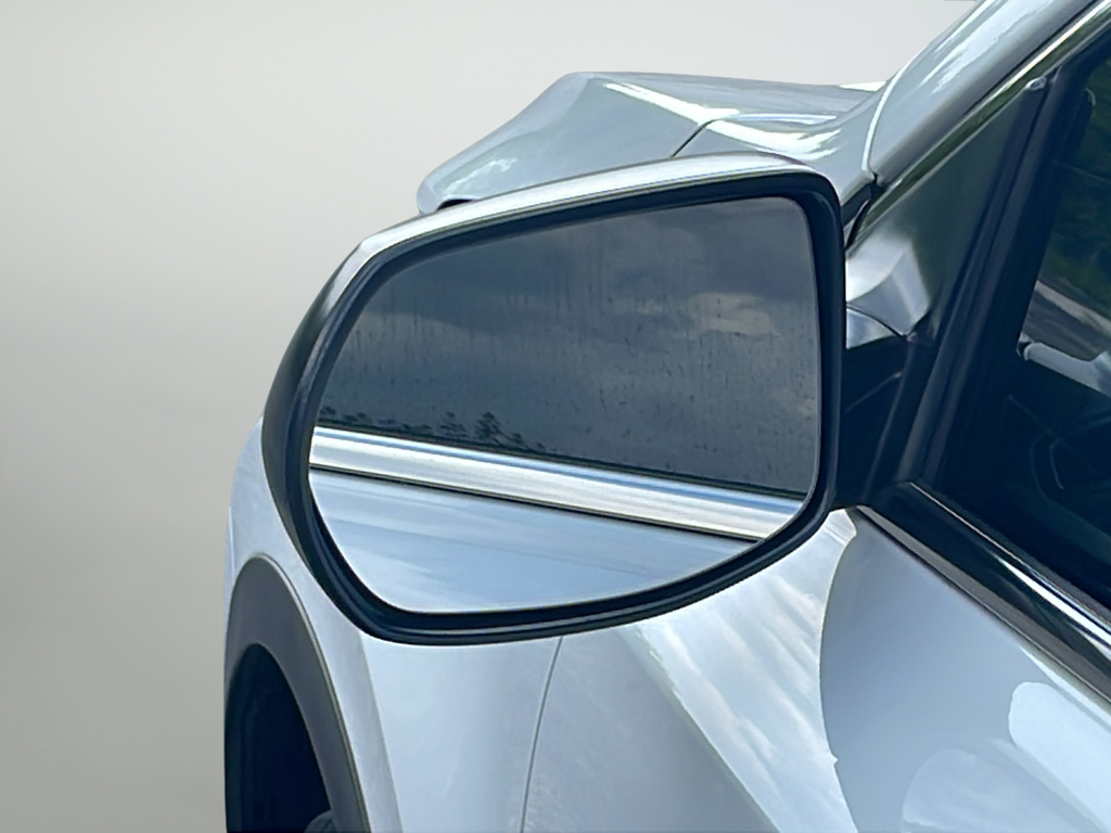 Used 2020 White Honda LX image 37