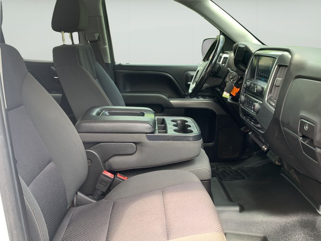 Used 2016 Summit White Chevrolet LT image 35